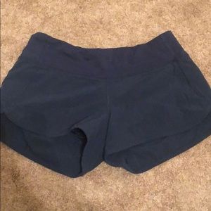 Lulu Lemon Speed Up 2.5” Size 2 Navy